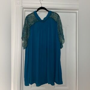 TORRID TUNIC TOP SZ 6x NWT